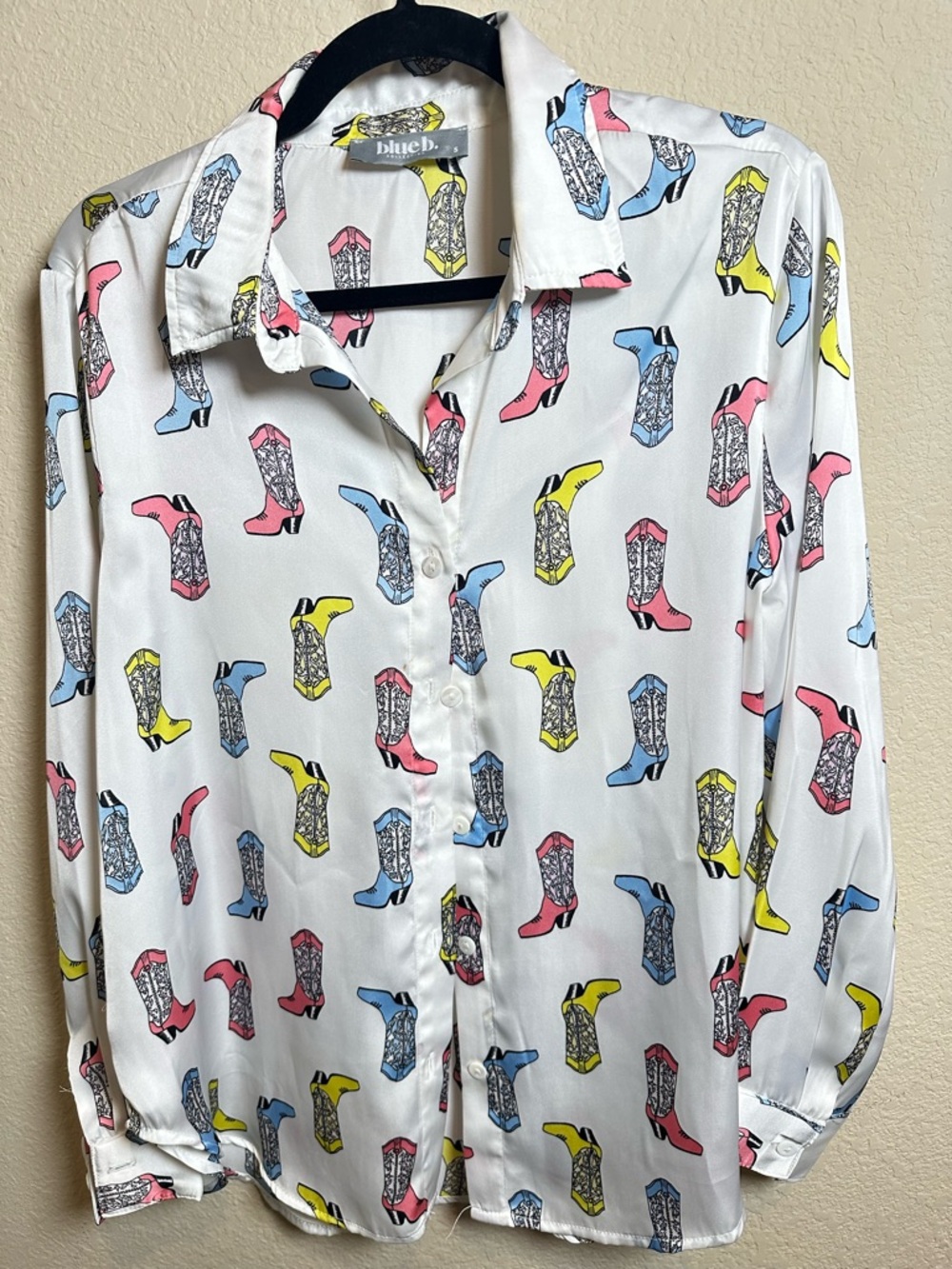 blue b. collection White Button-Up Blouse with Pink & Yellow Boot Print